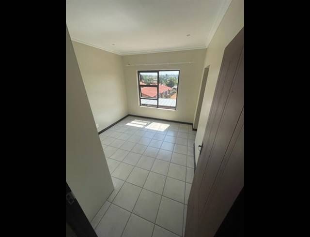 2 BEDROOM PROPERTY TO RENT IN WILROPARK